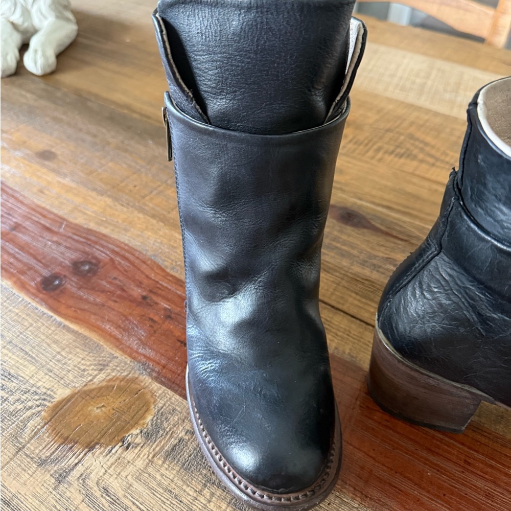 Women's Black Leather Boots